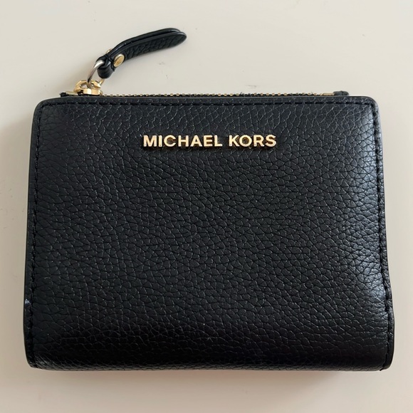 Small Michael Kors Black Pebbled Leather Wallet - Picture 1 of 9